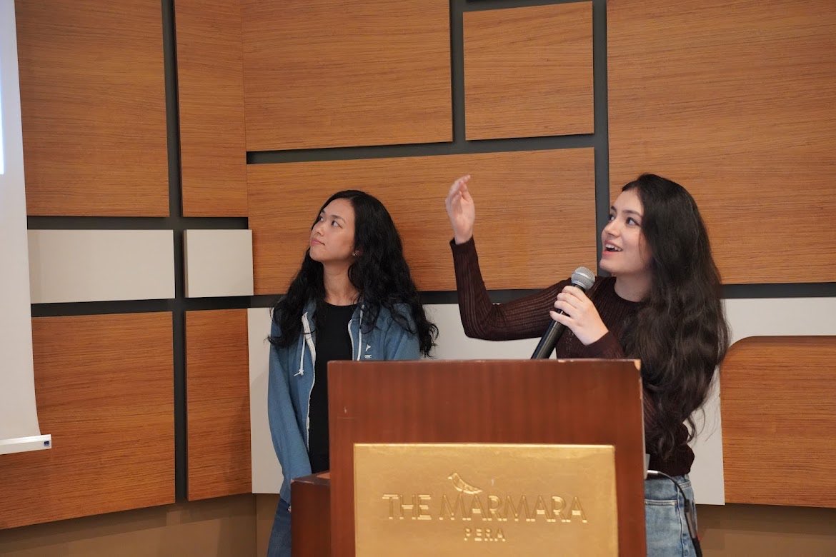 Docker community talk: Presenting at Docker Captains Summit 2025.